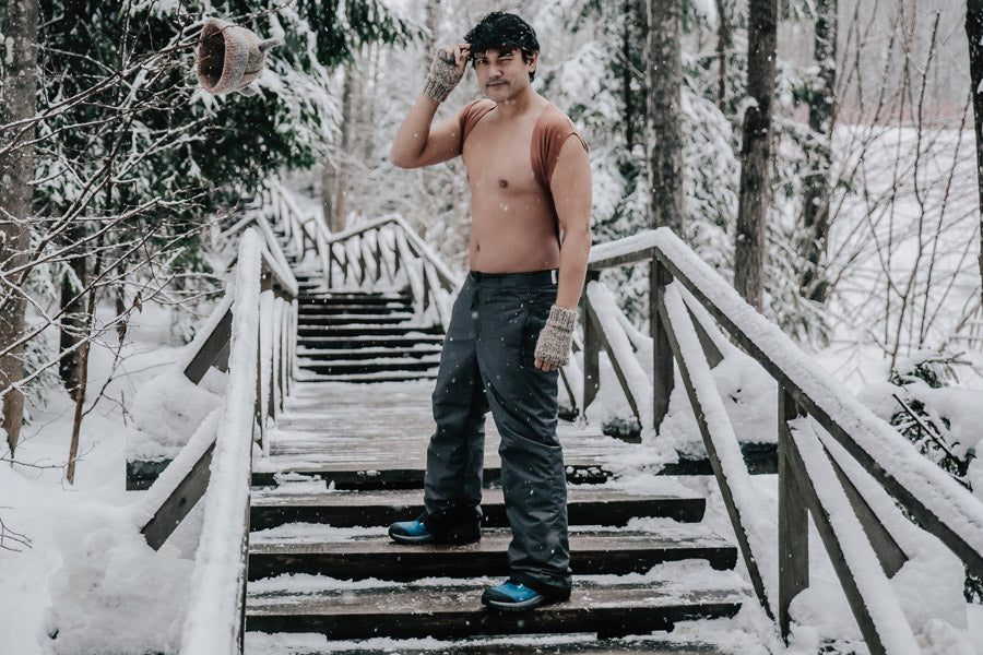 Standing on steps covered with snow with the LESPIRANT LCut undershirt